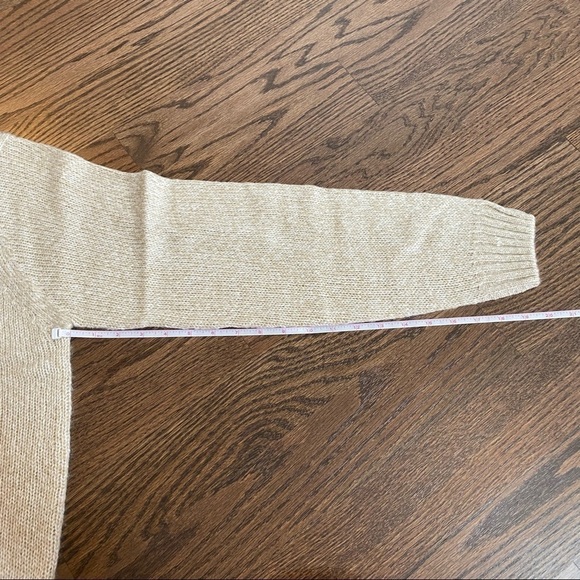 NWT Men’s Tricots St. Raphael v neck sweater sz M - Picture 9 of 11